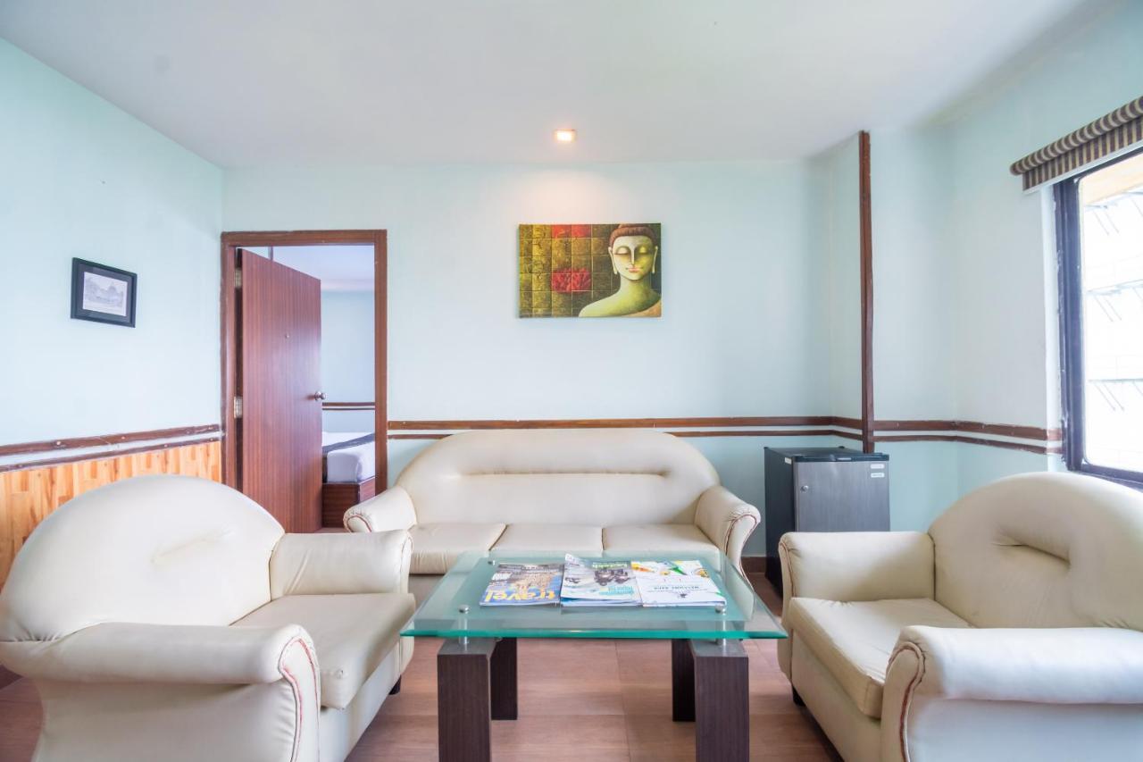 Opiam B&B A Business Hotel コルカタ エクステリア 写真